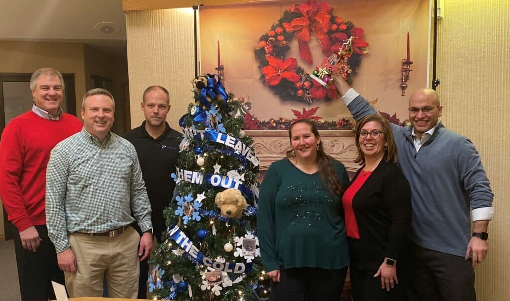 IMG_4125_cropped Office Christmas tree winners